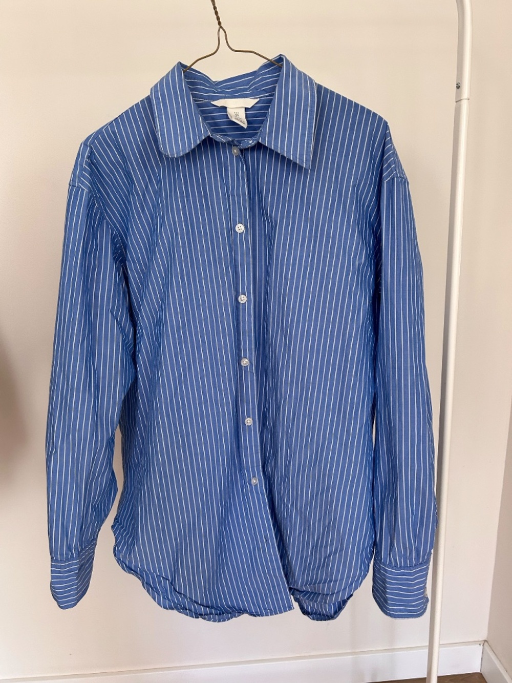 H&M button up top